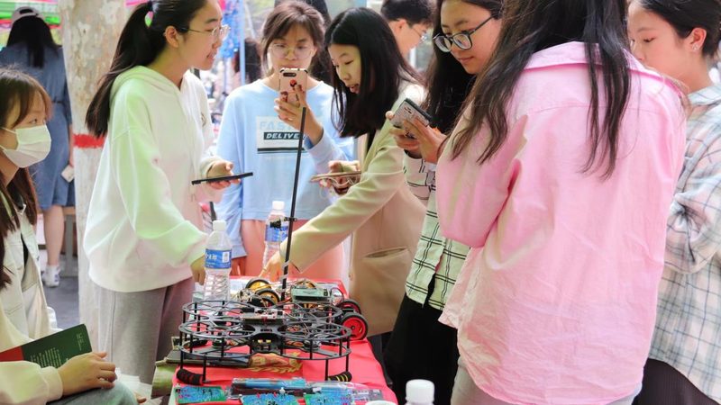 数据可视化看板：设计中的关键要素与注意事项**